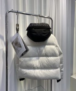 Women Detachable hooded nylon down jacket