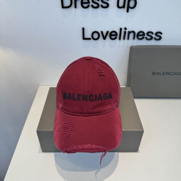 Balenciaga Red Cotton Baseball Cap Distressed Detailing