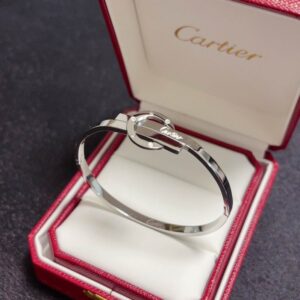 Silver-Toned Bracelet Designed Luxurious Accessory